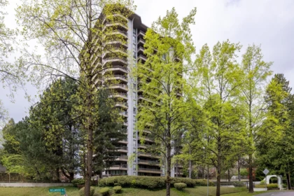 Hot Tub / Spa Photo of 804 2041 Bellwood Avenue, Burnaby, BC