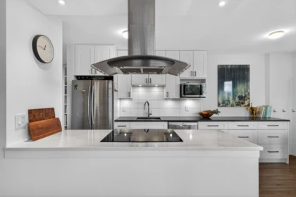 Kitchen Photo of 804 2041 Bellwood Avenue, Burnaby, BC