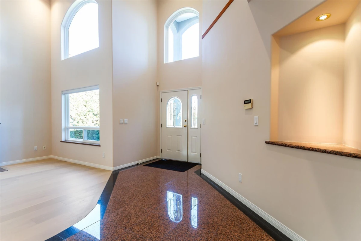 Living Room Photo of 7551 Lombard Road, Richmond, BC