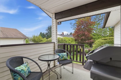 Swimming Pool Photo of 8469 153a Street, Surrey, BC