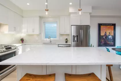 Kitchen Photo of 341 E 13th Street, North Vancouver, BC