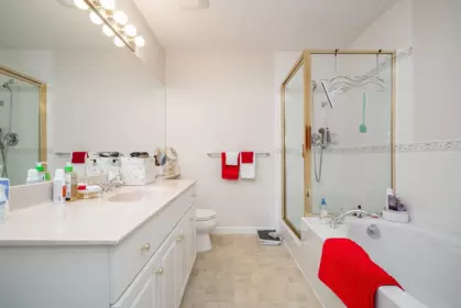 Laundry Room Photo of 409 15340 19a Avenue, Surrey, BC