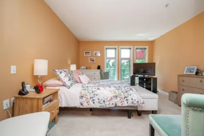 Office / Den Photo of 409 15340 19a Avenue, Surrey, BC