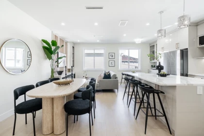 Breakfast Nook Photo of 101 7472 124 Street, Surrey, BC