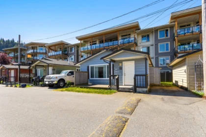 Laundry Room Photo of 21 5648 Vedder Road, Chilliwack, BC