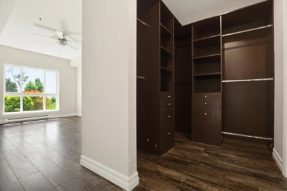 Entry Foyer Photo of A120 33755 7th Avenue, Mission, BC