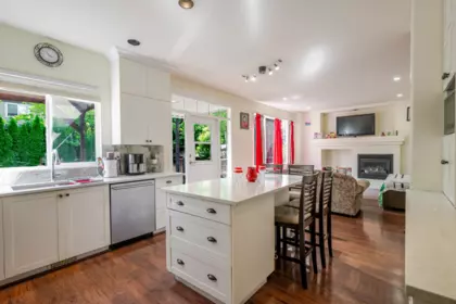 Mudroom Photo of 18162 69 Avenue, Surrey, BC