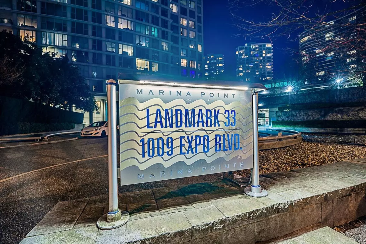 Exterior Rear Photo of 1909 1009 Expo Boulevard, Vancouver, BC