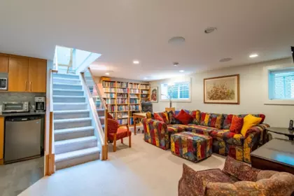 Laundry Room Photo of 412 W 21st Avenue, Vancouver, BC
