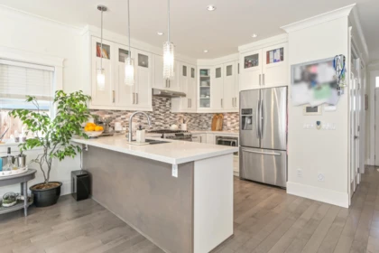 Breakfast Nook Photo of 4748A 55b Street, Ladner, BC