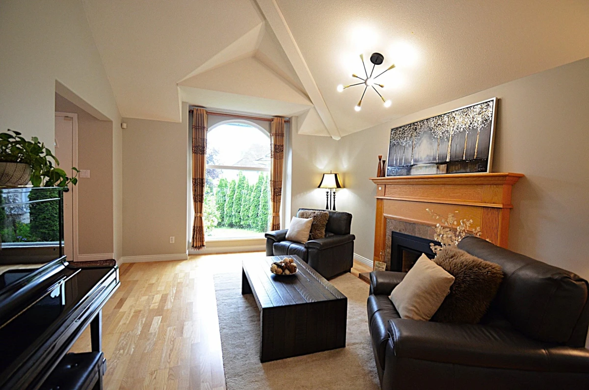 Dining Area Photo of 20530 96b Avenue, Langley, BC
