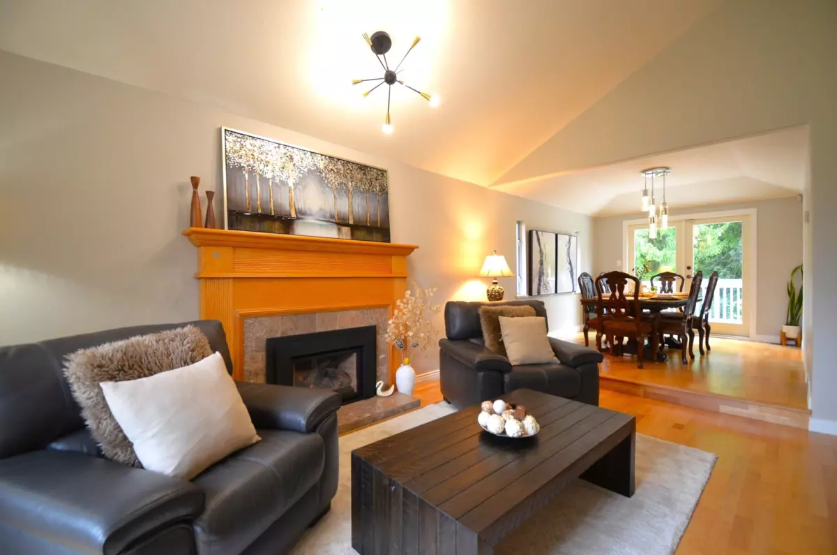 Family Room Photo of 20530 96b Avenue, Langley, BC