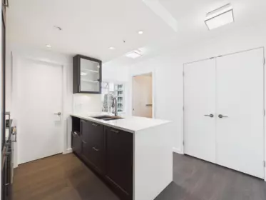 2202 5515 Boundary Road, Vancouver, BC, Vancouver — Apartment/Condo for sale