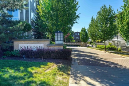 Hot Tub / Spa Photo of 123 2729 158 Street, Surrey, BC