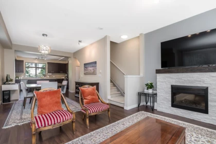 Powder Room Photo of 123 2729 158 Street, Surrey, BC