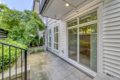 Office / Den Photo of 109 13929 105 Boulevard, Surrey, BC
