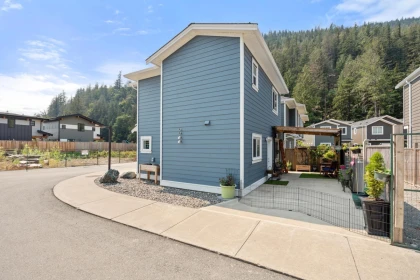 Garden / Landscaping Photo of 39 750 Hot Springs Road, Harrison Hot Springs, BC