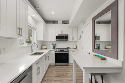 Kitchen Photo of 39 750 Hot Springs Road, Harrison Hot Springs, BC