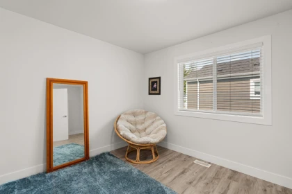 Walk-In Closet Photo of 39 750 Hot Springs Road, Harrison Hot Springs, BC