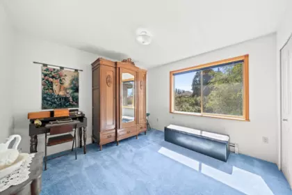 Mudroom Photo of 17968 68 Avenue, Surrey, BC