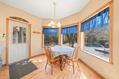Primary Bedroom Photo of 17968 68 Avenue, Surrey, BC