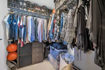 Laundry Room Photo of 7901 Oak Street, Vancouver, BC