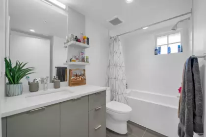 Mudroom Photo of 7901 Oak Street, Vancouver, BC