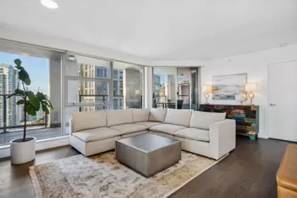 1903 989 Beatty Street, Vancouver, BC, Vancouver — Apartment/Condo for sale