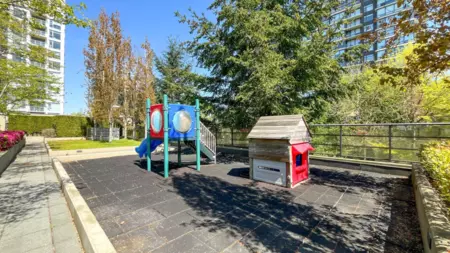 Swimming Pool Photo of 308 9188 Cook Road, Richmond, BC