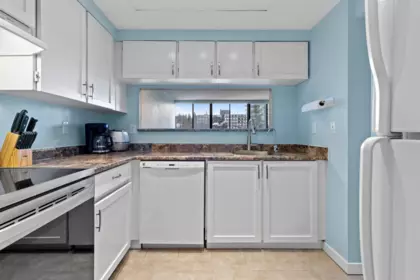 Breakfast Nook Photo of 705 460 Westview Street, Coquitlam, BC