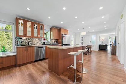 Kitchen Island Photo of 1440 Hope Road, North Vancouver, BC