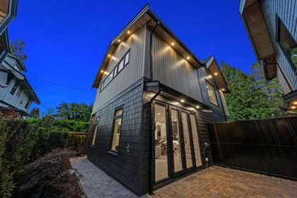 Hot Tub / Spa Photo of 5032 Granville Street, Vancouver, BC