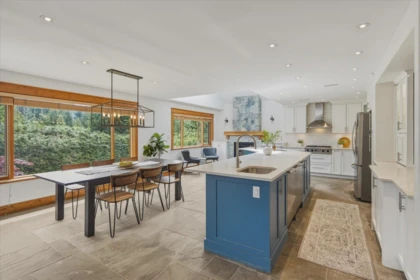 Breakfast Nook Photo of 6260 Bishop Way, Whistler, BC
