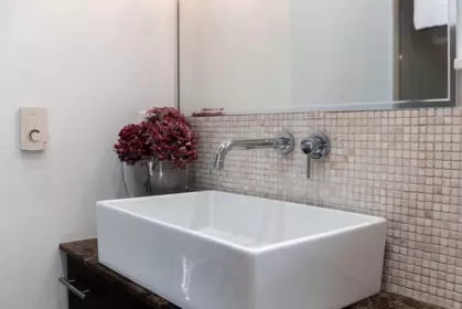 Powder Room Photo of 304 2108 W 12th Avenue, Vancouver, BC