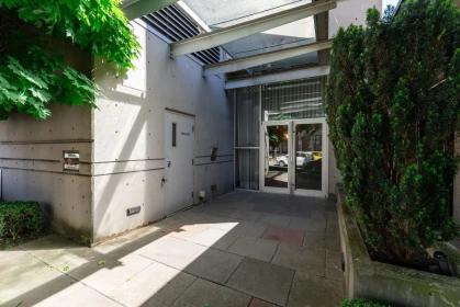 Swimming Pool Photo of 304 2108 W 12th Avenue, Vancouver, BC