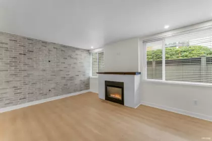 110 15282 19 Avenue, Surrey, BC, Surrey — Apartment/Condo for sale