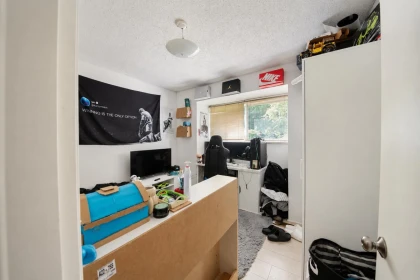 Guest Bathroom Photo of 2148 Central Avenue, Port Coquitlam, BC