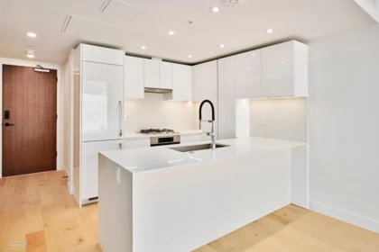 Walk-In Closet Photo of 807 135 E 13th Street, Vancouver, BC