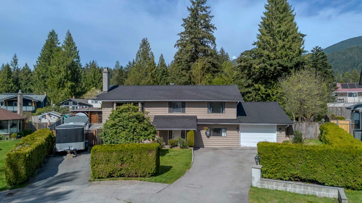 Exterior Rear Photo of 2541 Montrose Way, Squamish, BC