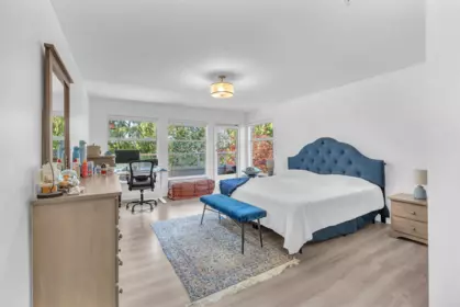 Hallway Photo of 8 2425 Edgemont Boulevard, North Vancouver, BC