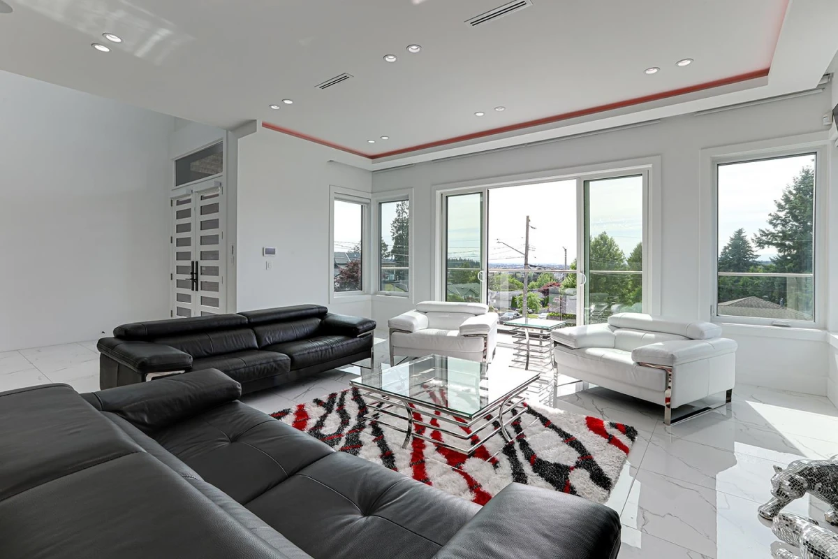 Dining Area Photo of 5920 181 Street, Surrey, BC
