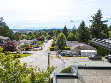 Backyard Photo of 5920 181 Street, Surrey, BC