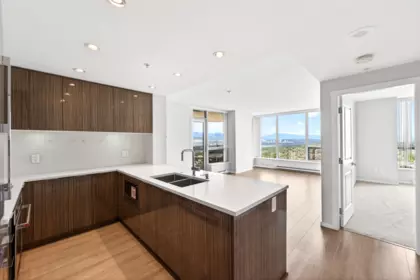 Kitchen Island Photo of 2806 6638 Dunblane Avenue, Burnaby, BC