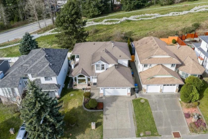 Garden / Landscaping Photo of 2653 Klassen Court, Port Coquitlam, BC
