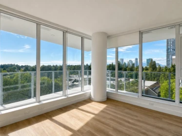 Breakfast Nook Photo of 1004 9675 King George Highway, Surrey, BC
