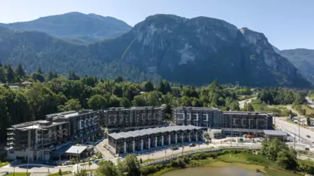 410 1500 Scott Crescent, Squamish, BC, Squamish — Apartment/Condo for sale
