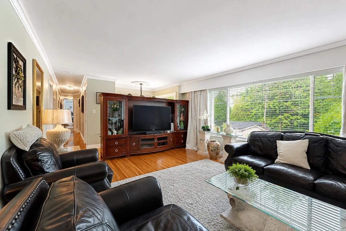 Family Room Photo of 13450 112A AVENUE, Surrey BC V3R 2G5