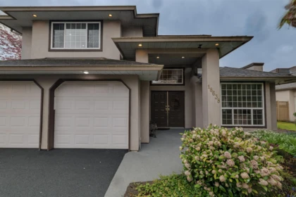 18638 56b Avenue, Surrey, BC, Surrey — Single Family Residence for sale