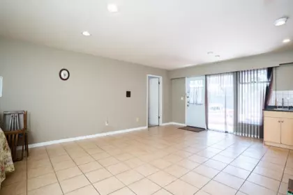Basement Recreation Room Photo of 4835 59a Street, Delta, BC