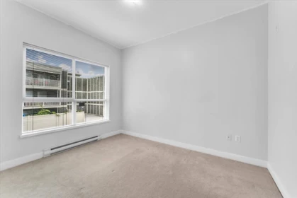 Office / Den Photo of 215 9655 King George Boulevard, Surrey, BC